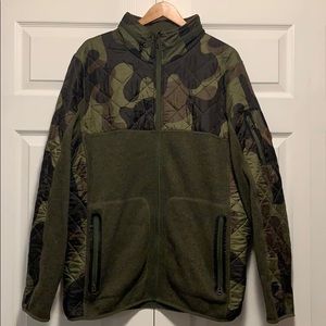 Burton zip up camo sweater xxl